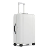 Classic Lightweight 3.0 | 24" Spinner Travel Case in WHITE