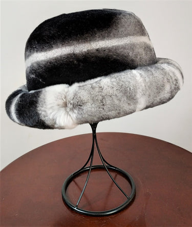 Calvere Furs Men's Rex Rabbit Fedora Hat in Chinchilla