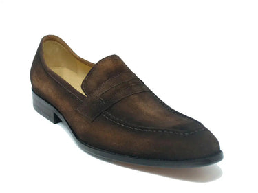 Carrucci Shoes Burnished Suede Penny Loafer in Brown