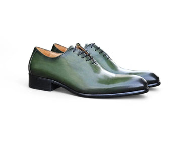 Carrucci Shoes Calfskin Whole Cut Oxford Dress Shoe in Olive