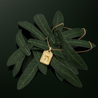 Chai Pendant - 14K Gold — view 10