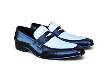 Carrucci Shoes Contrast Two Tone Penny Loafer in Black White