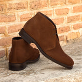 DapperFam Vivace in Med Brown Men's Lux Suede Chukka