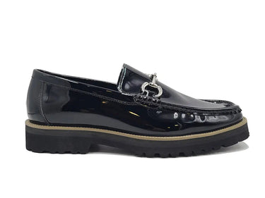 Carrucci Shoes Horse Bit Loafer Lug Sole in Black Beige Edge