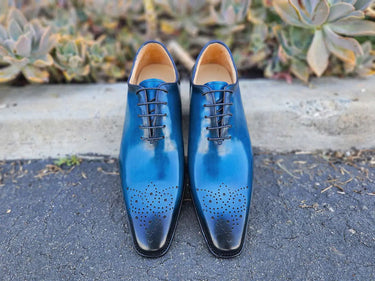 Carrucci Shoes Hand Burnished Wholecut Calf Oxford in Ocean Blue
