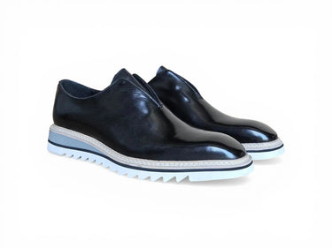 Carrucci Shoes Laceless Loafer Contrast Sole in Black
