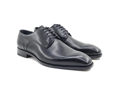 Carrucci Shoes Burnished Leather Plain Toe Blucher