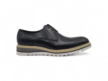 Carrucci Shoes Plain Toe Blucher Oxford in Black