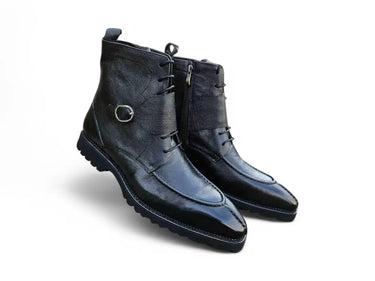 Rugged Split Toe Lace-up Boot in Black