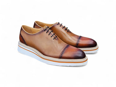 Carrucci Shoes Two Tone Cap Toe Calfskin Oxford in Brown Tan