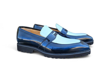 Carrucci Shoes Two Tone Patent Leather Penny Loafer in Navy White