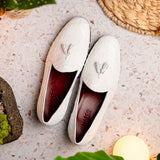 Aubiere In White