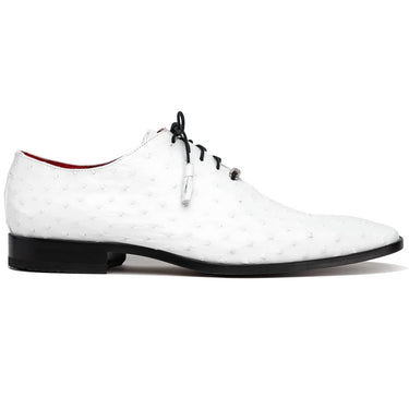 Criss In White