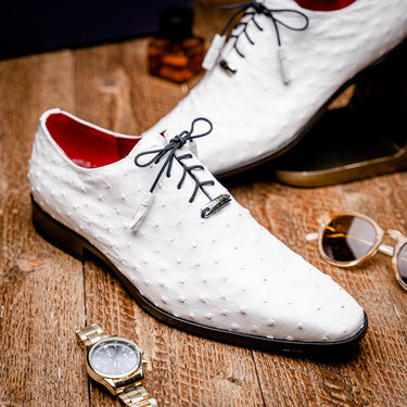 Criss In White