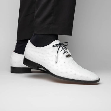Criss In White