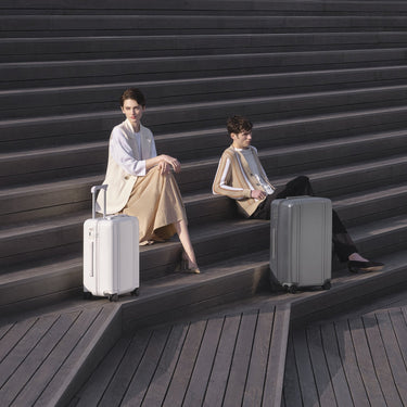 Classic Lightweight 4.0 | Medium Travel Case 60L