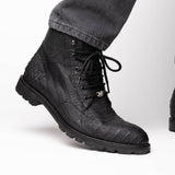 Leoni In Black