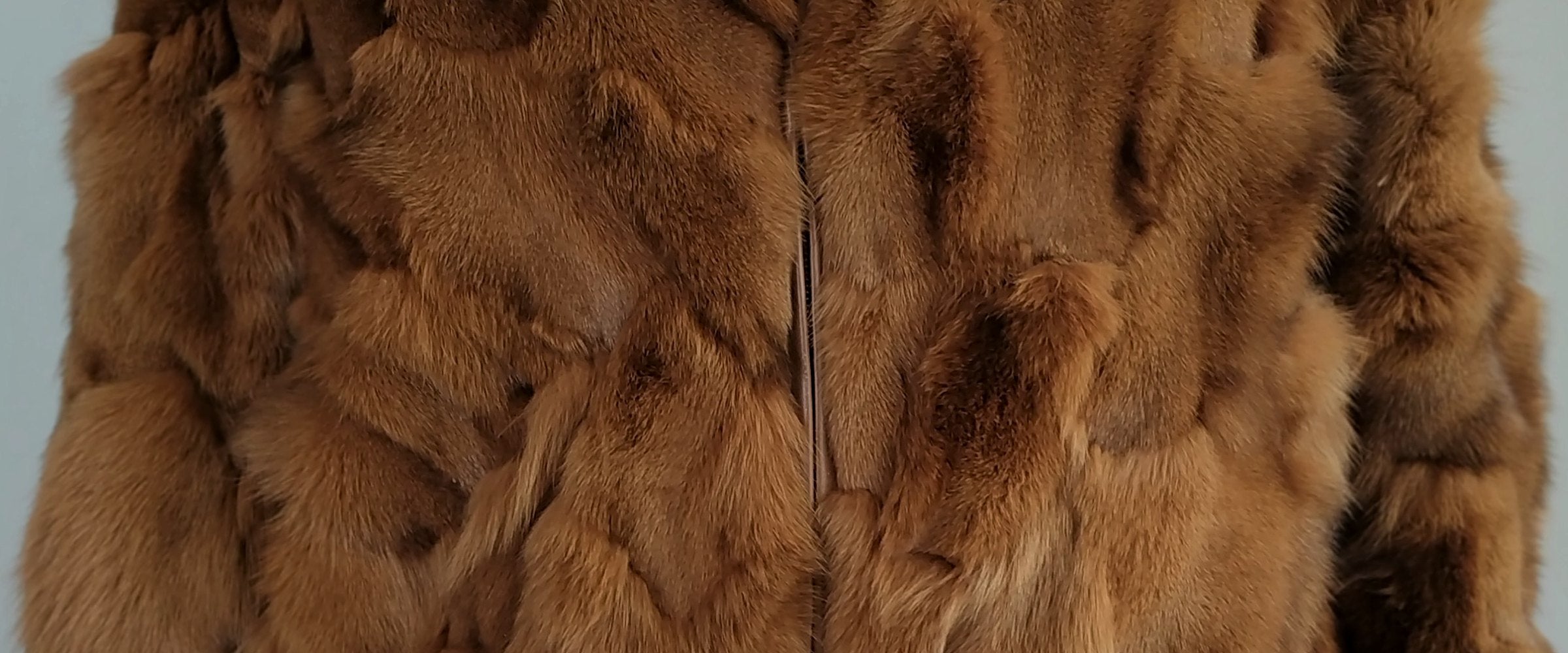 Calvere Furs genuine fox fur, whiskey, close detail