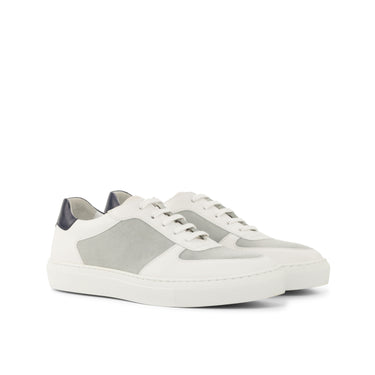 DapperFam Rivale in White / Light Grey Men's Italian Suede Trainer in White / Light Grey