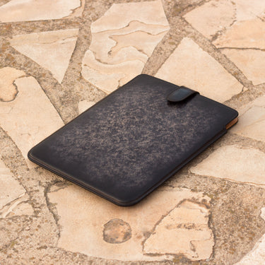 DapperFam Luxe Men's iPad Case in Grey Patina