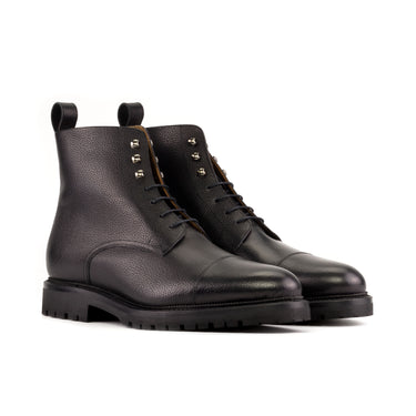 DapperFam Garrison in Black Men's Italian Full Grain Leather Jumper Boot in Black
