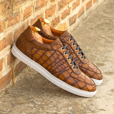DapperFam Rivale in Med Brown Men's Italian Croco Embossed Leather Trainer