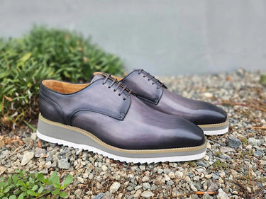 Carrucci Shoes Burnished Leather Derby Dress Shoe