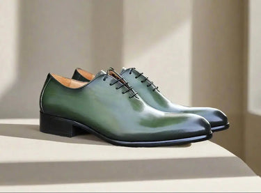 Carrucci Shoes Calfskin Whole Cut Oxford Dress Shoe