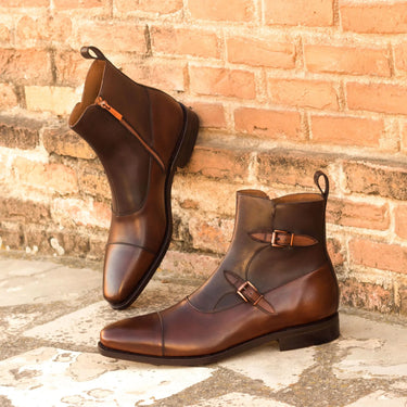 DapperFam Octavian in Med Brown / Dark Brown Men's Italian Leather Buckle Boot in #color_