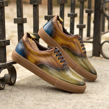 DapperFam Riccardo in Olive / Cognac / Navy Men's Hand-Painted Patina Top Sider in #color_