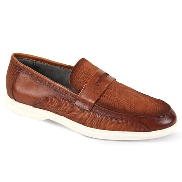 Giovanni Niles Leather Slip On Loafers in Tan #color_ Tan