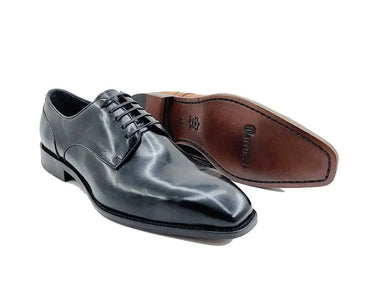 Carrucci Shoes Burnished Leather Plain Toe Blucher