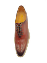Carrucci Patina Wing-tip Oxford Medallion Shoe