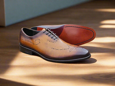 Carrucci Shoes Whole Cut Oxford Medallion Dress Shoe