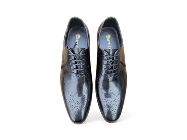 Carrucci Shoes Whole Cut Oxford Medallion Dress Shoe
