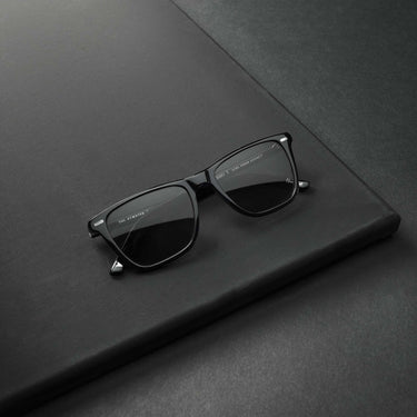 Atwater Blue Light - Jet Black