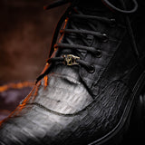 Leoni In Black