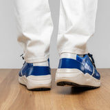 Lyon In Blue / White