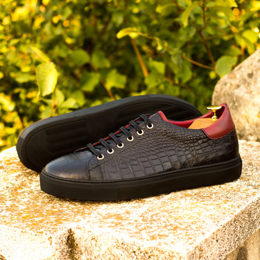 DapperFam Rivale in Black Men's Italian Croco Embossed Leather Trainer in #color_