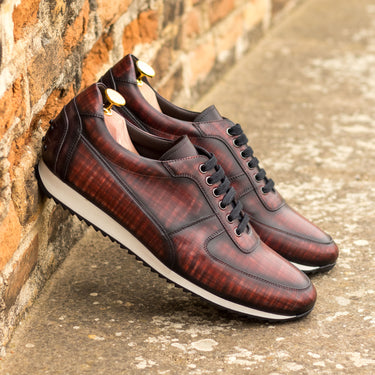 DapperFam Cesare in Burgundy / Aubergine Men's Hand-Painted Patina Trainer in #color_