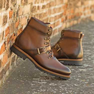 DapperFam Everest in Med Brown Men's Italian Leather Hiking Boot in #color_