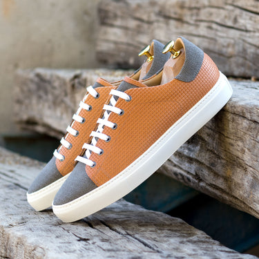 DapperFam Rivale in Orange / Grey Men's Linen Trainer